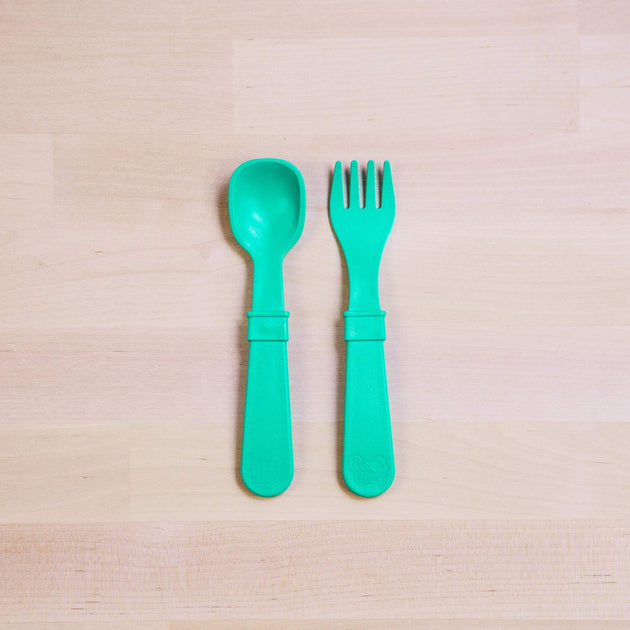 http://ournewbabyinc.com/cdn/shop/products/utensil-set-aqua_1200x630.jpg?v=1571748984